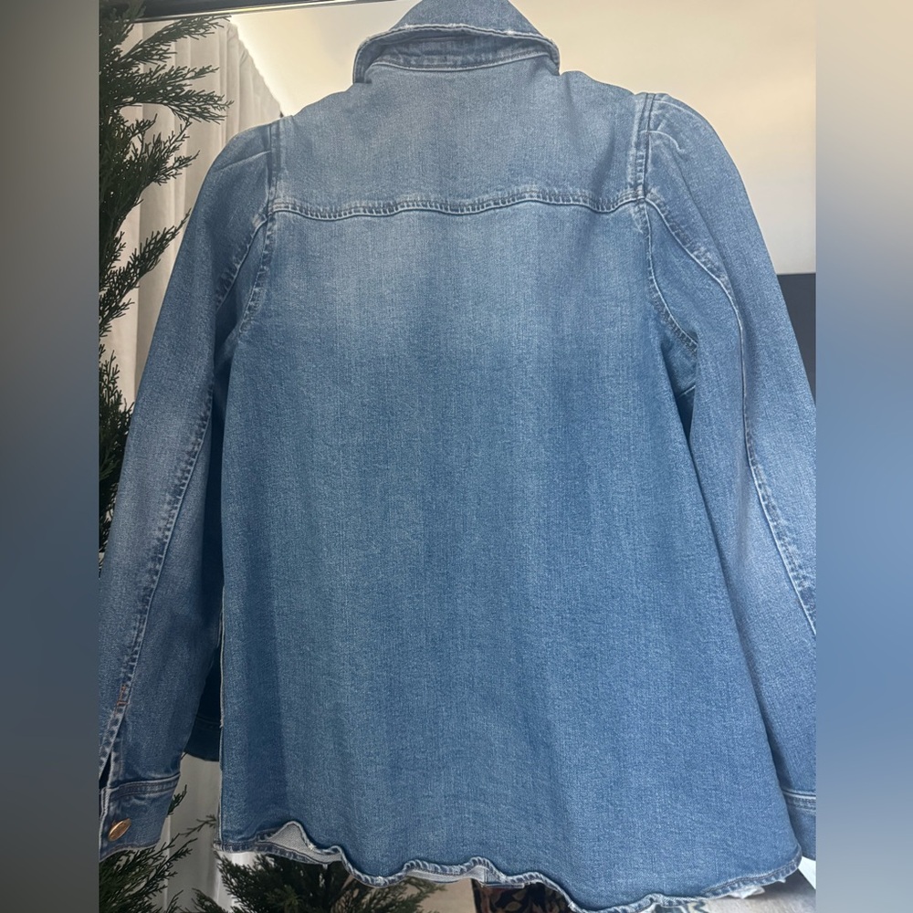 Express Denim Button-Up Shacket - Picture 4 of 4